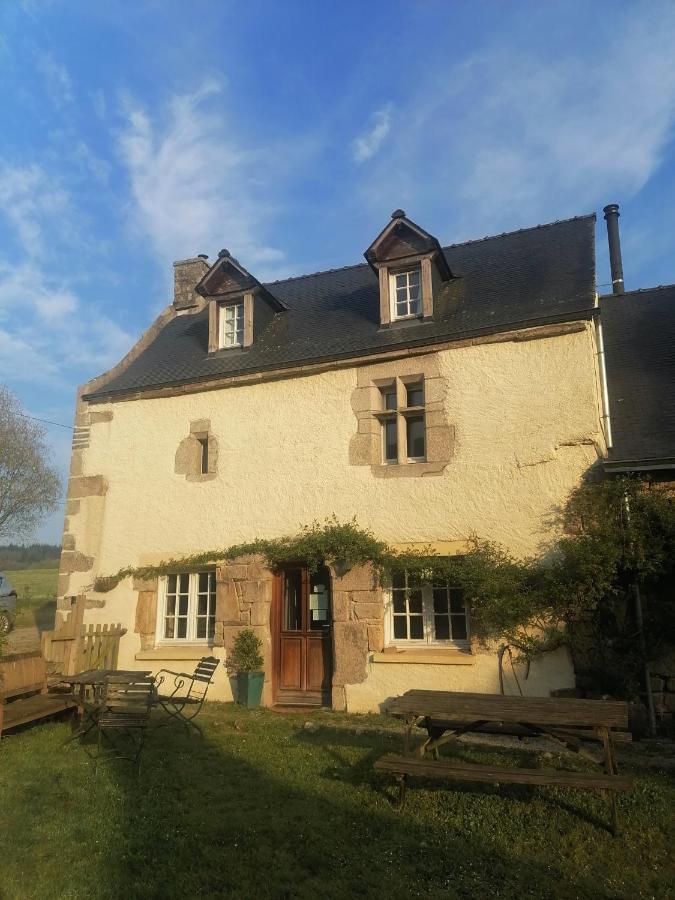Frairie Du Divit Bed & Breakfast Понтиви Екстериор снимка