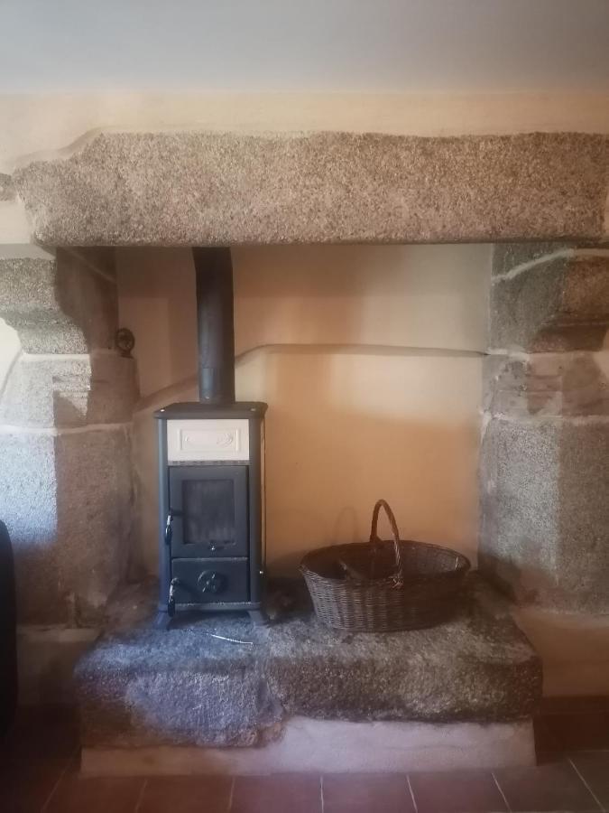 Frairie Du Divit Bed & Breakfast Понтиви Екстериор снимка