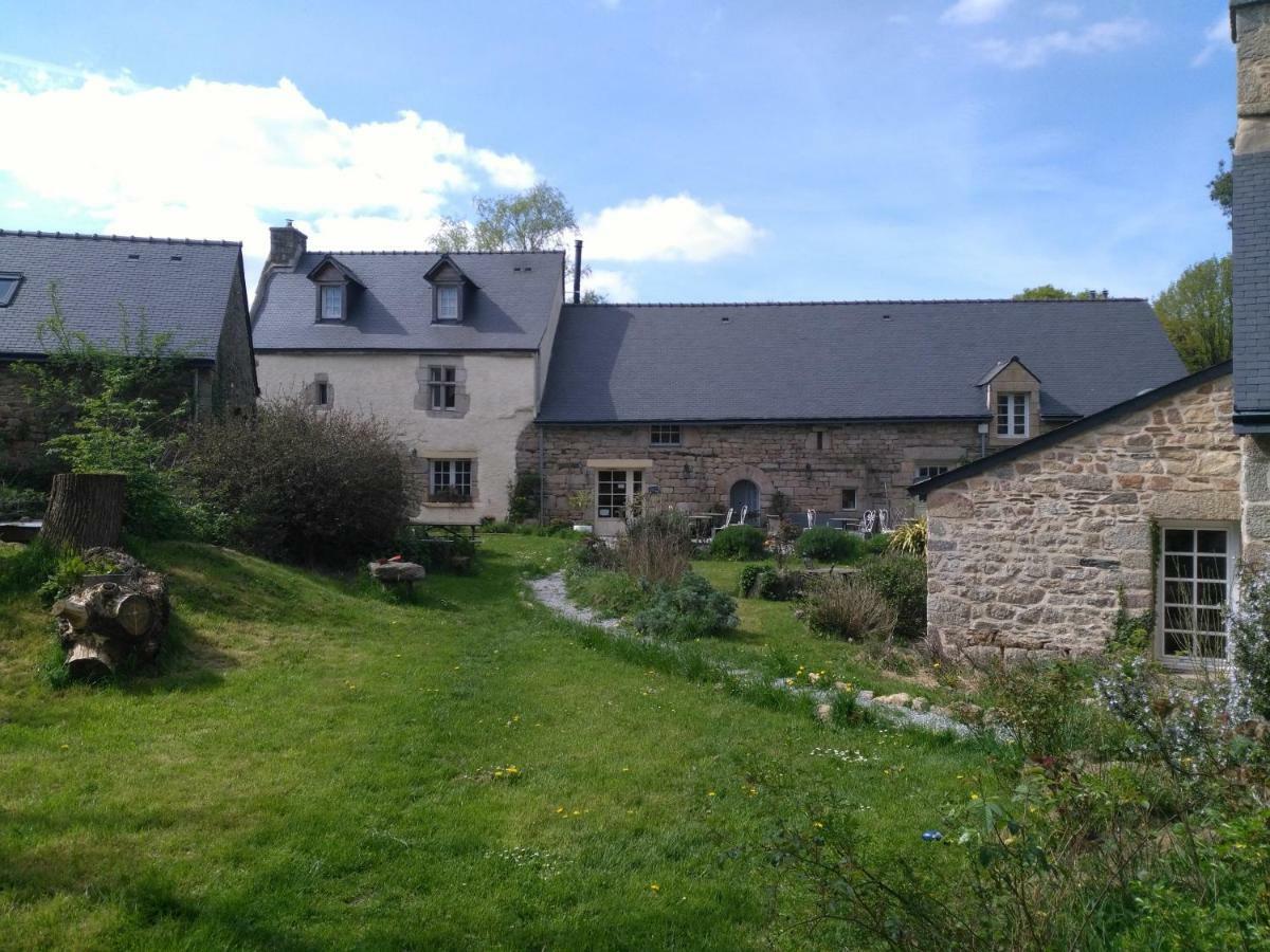 Frairie Du Divit Bed & Breakfast Понтиви Екстериор снимка